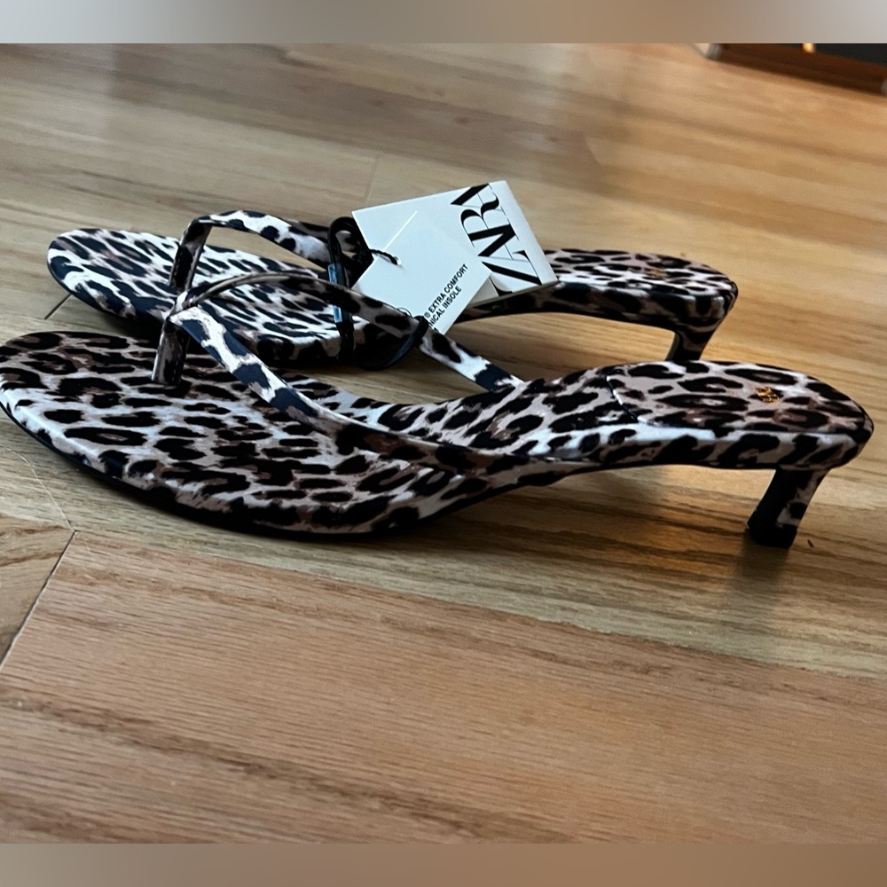 Zara Kitten Heel Sandals (Leopard) - size 9/40
